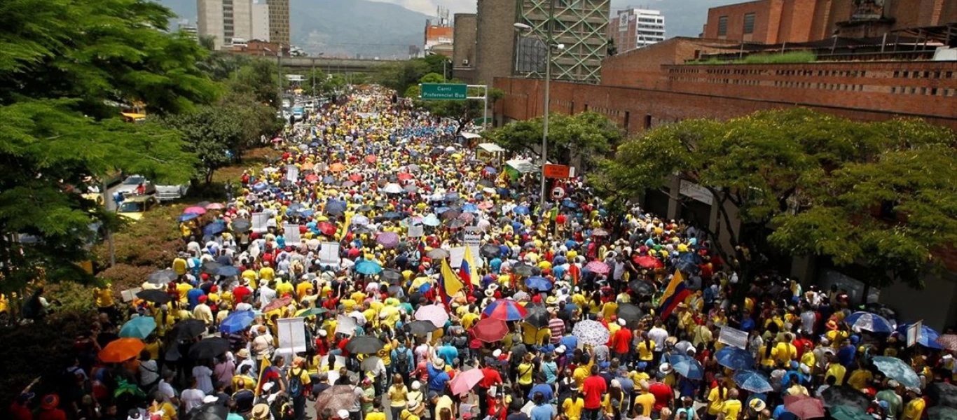 Κολομβία: Συγκρούσεις διαδηλωτών και αστυνομίας στην Μπογκοτά - Οκτώ νεκροί
